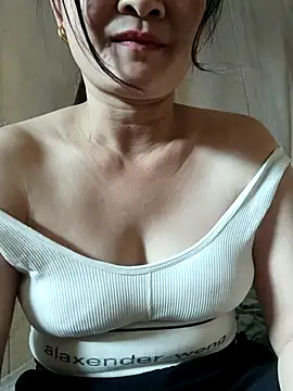 Paul-paul11 online show from 10-26-25, 04:51