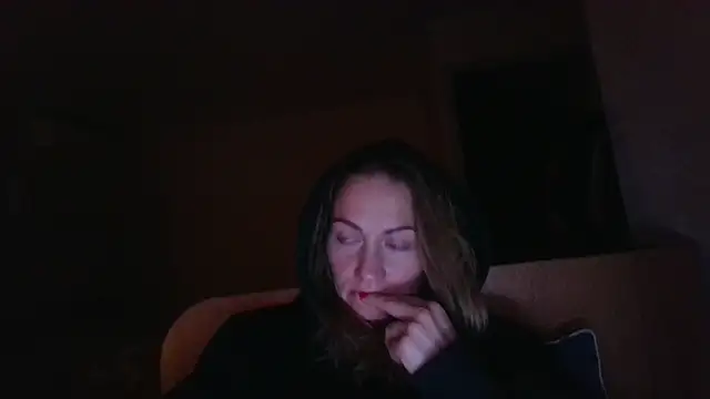 Snapshot of Thavione chatting on 01-31-26, 08:51 Thavione online show from 01-31-26, 08:51