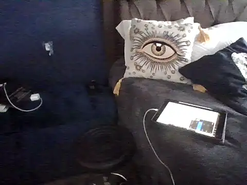 sad fucking boy online show from 10-09-25, 04:38