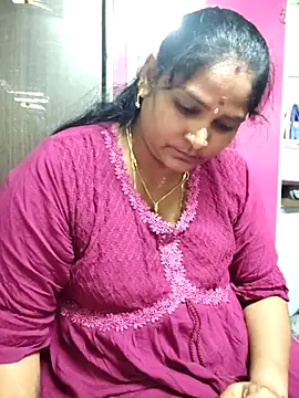 navyasree143 online show from 11-24-25, 11:32