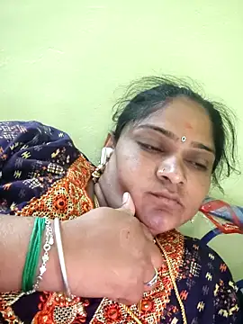 navyasree143 online show from 01-18-26, 01:31