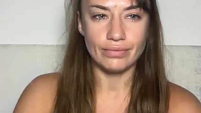 Snapshot of Roriann chatting on 03-03-26, 03:40 Roriann online show from 03-03-26, 03:40