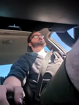 bear8t online show from 10-29-25, 09:16