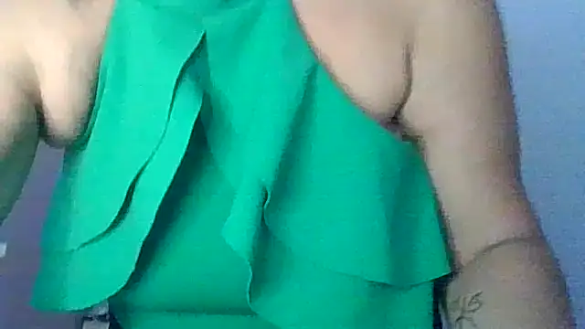 Snapshot of marii-a39 chatting on 10-03-25, 10:12 marii-a39 online show from 10-03-25, 10:12