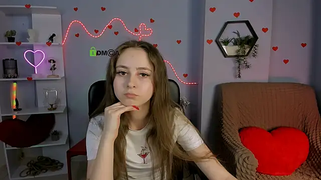 rebecca smile online show from 03-17-26, 02:20