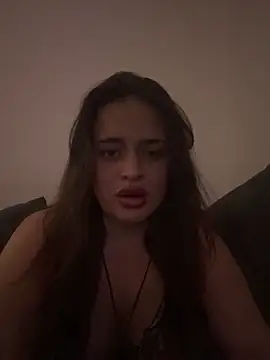 Snapshot of Roxy_30 chatting on 10-24-25, 07:10 Roxy 30 online show from 10-24-25, 07:10