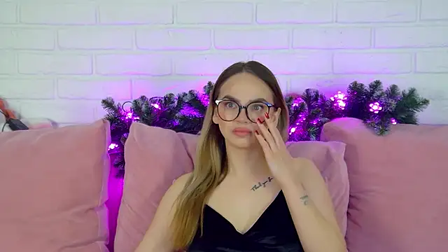 AnitaVenture online show from 12-14-25, 04:29