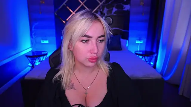 MariellaVi online show from 10-04-25, 12:36