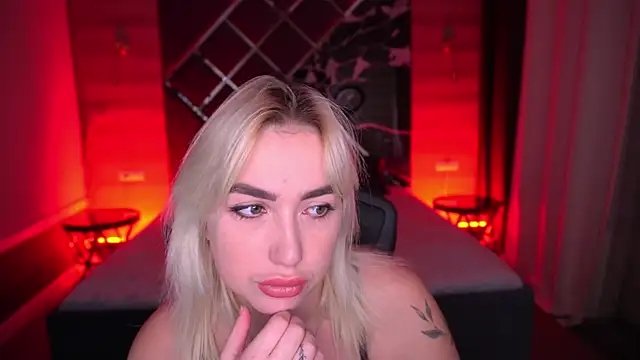 MariellaVi online show from 10-19-25, 07:36