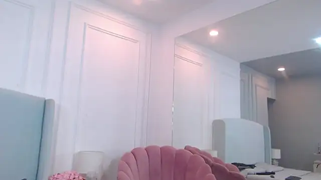 ChantalGarner online show from 10-24-25, 12:56