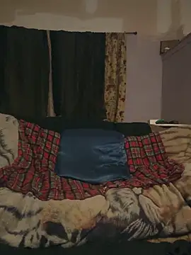 ThrowedWorldWide online show from 11-17-25, 01:44