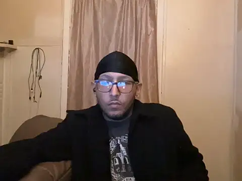 ThrowedWorldWide online show from 12-23-25, 04:54