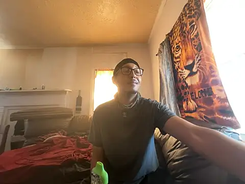 ThrowedWorldWide online show from 03-04-26, 04:13