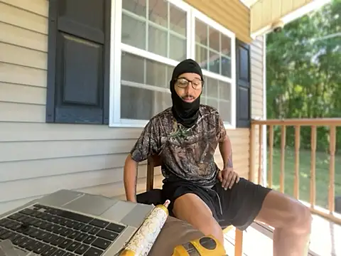 ThrowedWorldWide online show from 04-15-26, 03:19