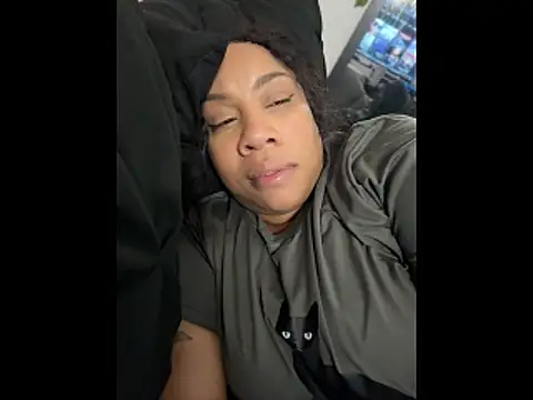 NeliaHexxen online show from 03-18-26, 06:05