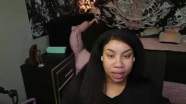 NeliaHexxen online show from 06-26-26, 04:33