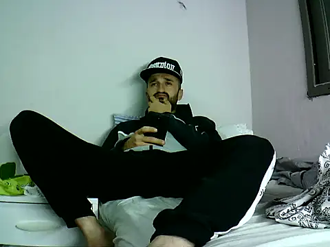 krerem online show from 10-25-25, 03:51