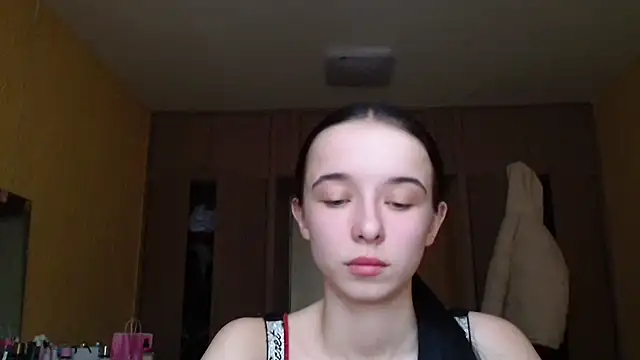 Emilia Light online show from 03-07-26, 08:22