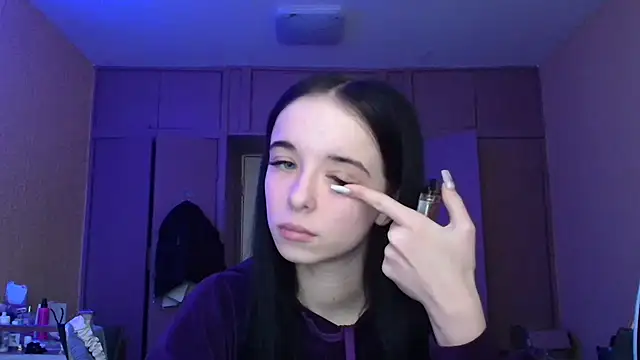 Emilia Light online show from 03-26-26, 08:09