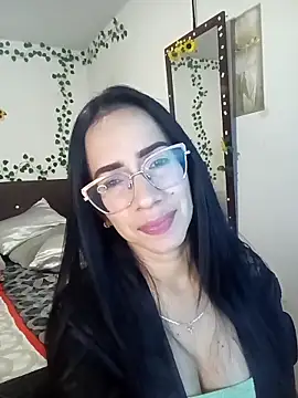 Snapshot of YaraDuartee chatting on 01-31-26, 11:47 YaraDuartee online show from 01-31-26, 11:47