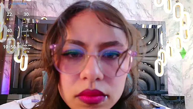 Snapshot of LiaTeylor chatting on 11-30-25, 07:07 LiaTeylor online show from 11-30-25, 07:07