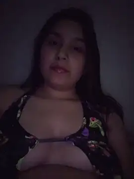 Snapshot of samant412 chatting on 05-19-26, 03:24 samant412 online show from 05-19-26, 03:24