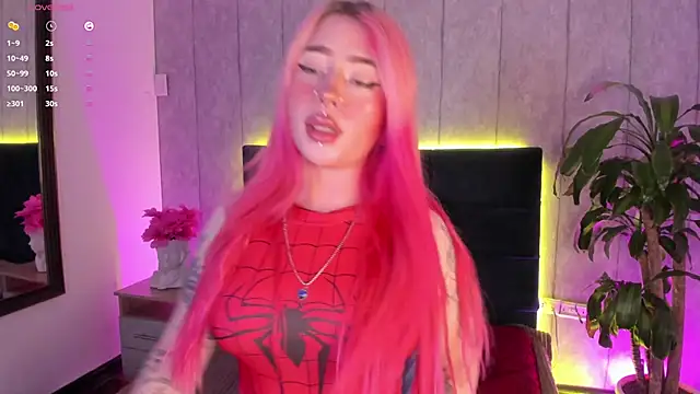 Snapshot of diamond_pink_ chatting on 09-27-25, 08:25 diamond pink online show from 09-27-25, 08:25