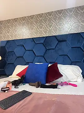 Angelina Roa online show from 03-27-26, 03:01