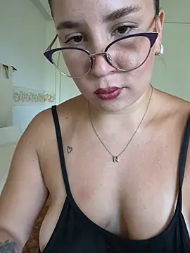 Belubel online show from 02-22-26, 03:43