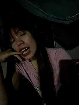 nhinhi-sexy online show from 12-18-25, 02:45