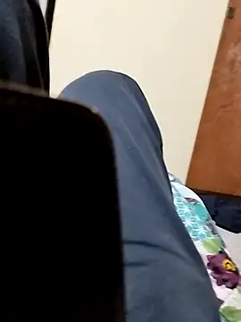 Snapshot of Ferno640916 chatting on 10-13-25, 03:50 Ferno640916 online show from 10-13-25, 03:50