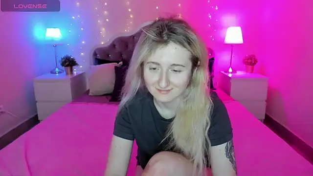 CamillaDreamer online show from 01-17-26, 06:11