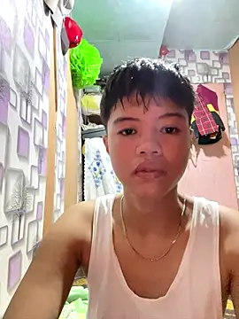 Snapshot of Obre17 chatting on 09-27-25, 01:21 Obre17 online show from 09-27-25, 01:21