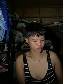 Snapshot of Obre17 chatting on 09-28-25, 02:00 Obre17 online show from 09-28-25, 02:00