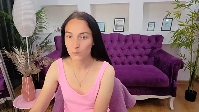 Emilly  Grey online show from 05-31-26, 06:04