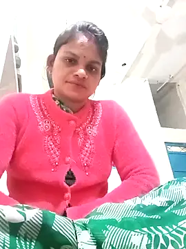 Snapshot of SHMA-77 chatting on 11-21-25, 06:06 SHMA-77 online show from 11-21-25, 06:06