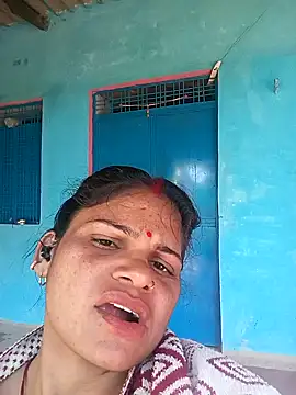 Snapshot of SHMA-77 chatting on 01-15-26, 09:25 SHMA-77 online show from 01-15-26, 09:25