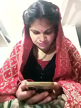 Snapshot of SHMA-77 chatting on 02-09-26, 04:33 SHMA-77 online show from 02-09-26, 04:33