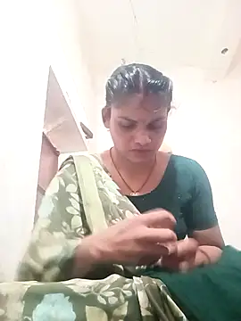 Snapshot of SHMA-77 chatting on 02-19-26, 07:37 SHMA-77 online show from 02-19-26, 07:37