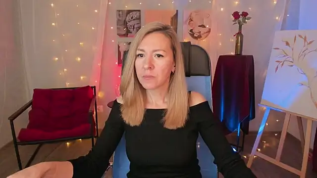 DonnaSmitth online show from 02-18-26, 06:37