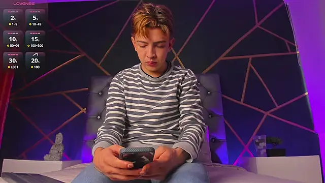 Lian Miller1  online show from 02-15-26, 08:16