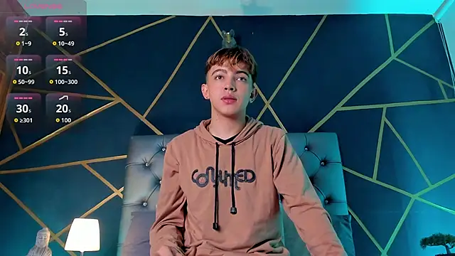 Lian Miller1  online show from 03-11-26, 12:22