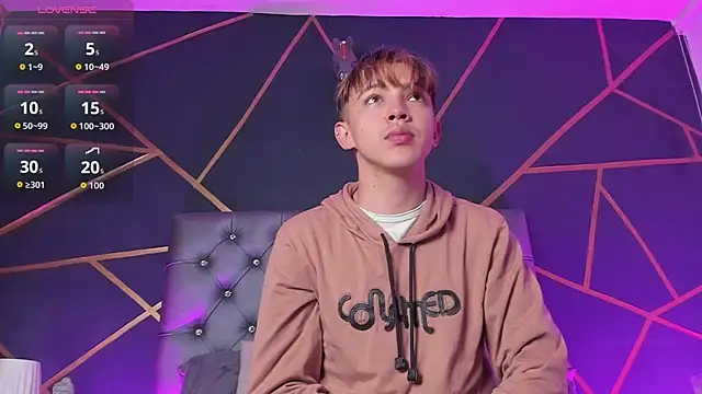 Lian Miller1  online show from 03-31-26, 12:16