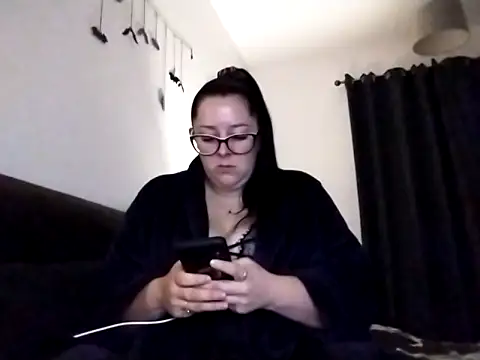 CuteLacexx online show from 10-17-25, 08:22
