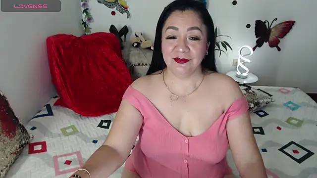 Snapshot of yourhornyjuliettee chatting on 04-27-26, 09:57 yourhornyjuliettee online show from 04-27-26, 09:57