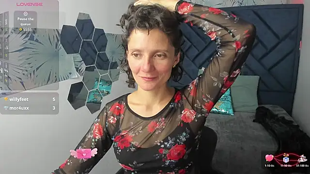 Valery More   online show from 02-11-26, 02:11