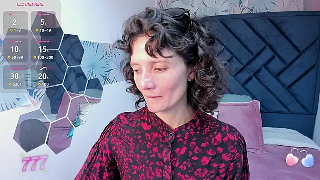 Valery More   online show from 05-20-26, 01:06