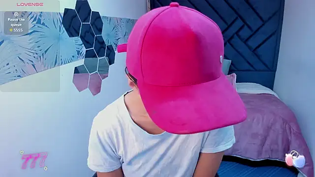Valery More   online show from 05-30-26, 01:19