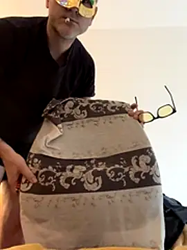 Chinolow online show from 11-27-25, 07:27