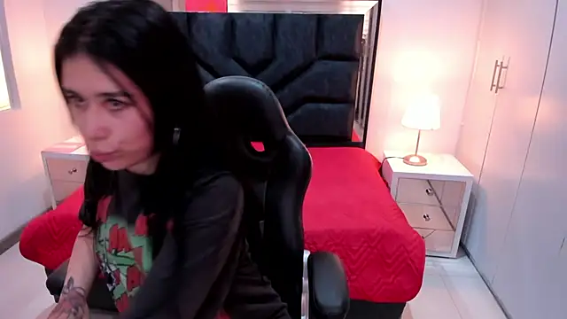 SusanVilla online show from 11-13-25, 07:35